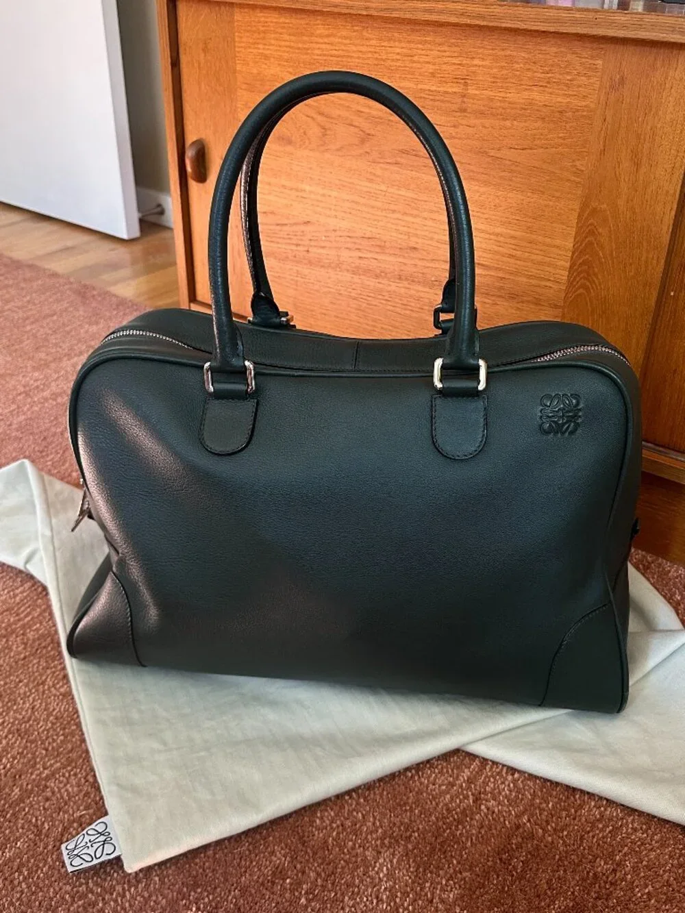 LOEWE Leather Boston / Weekender Travel Bag – Forest Green (RARE) with Dust Bag - Picture 1 of 14